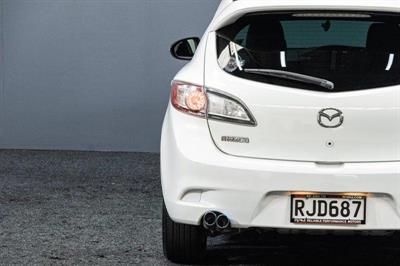 2013 Mazda Axela - Thumbnail
