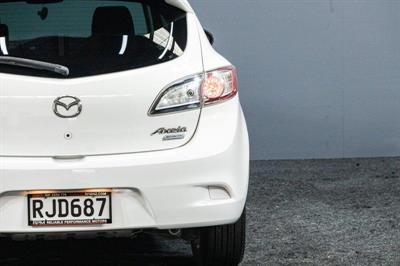 2013 Mazda Axela - Thumbnail