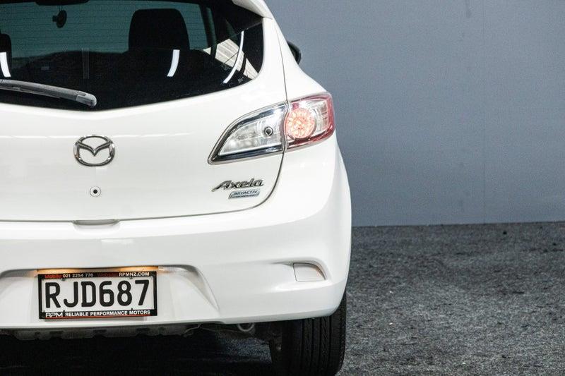 2013 Mazda Axela
