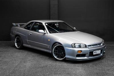 1998 Nissan Skyline - Thumbnail