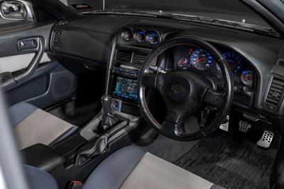 1998 Nissan Skyline - Thumbnail