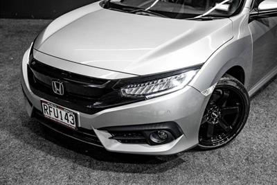 2018 Honda Civic - Thumbnail