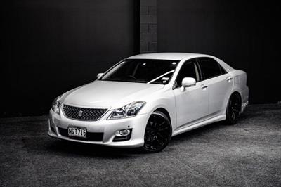 2009 Toyota Crown