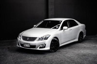 2009 Toyota Crown