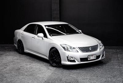 2009 Toyota Crown - Thumbnail