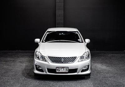2009 Toyota Crown - Thumbnail