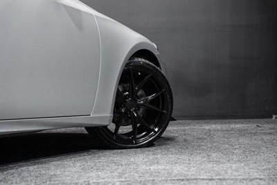 2013 Lexus IS 300h - Thumbnail