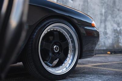 1992 Nissan Skyline - Thumbnail
