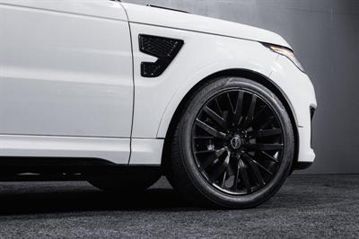 2016 Land Rover RANGE ROVER SPORT - Thumbnail