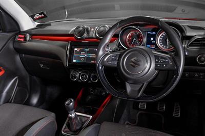 2022 Suzuki Swift - Thumbnail