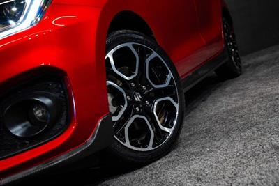 2022 Suzuki Swift - Thumbnail