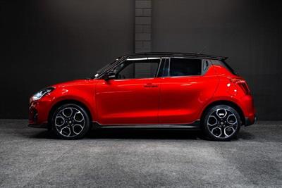 2022 Suzuki Swift - Thumbnail