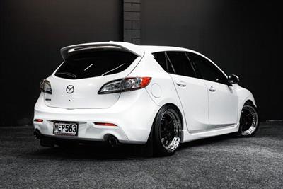 2009 Mazda Axela - Thumbnail