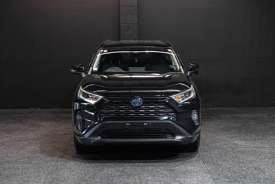 2019 Toyota RAV4 - Thumbnail