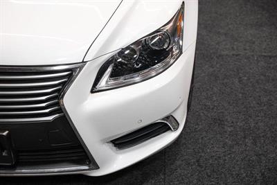 2012 Lexus LS 460 - Thumbnail