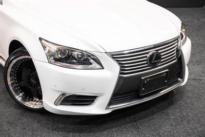 2012 Lexus LS 460 - Thumbnail