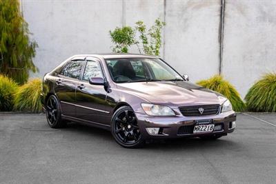 2002 Toyota Altezza - Thumbnail