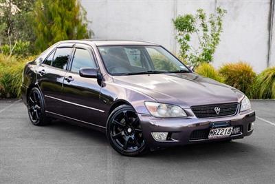 2002 Toyota Altezza - Thumbnail