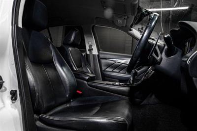 2014 Nissan Skyline - Thumbnail