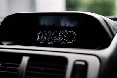 2000 Mitsubishi Pajero - Thumbnail