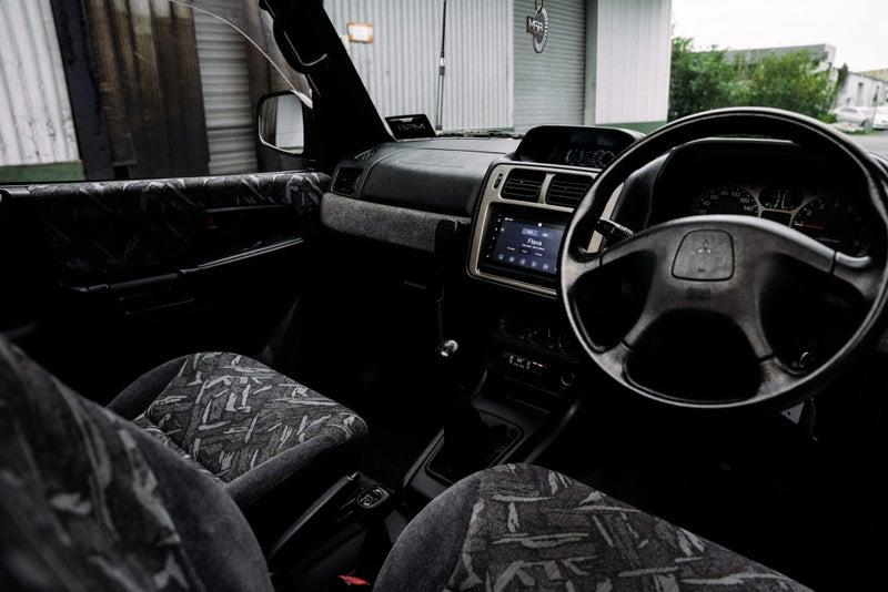 2000 Mitsubishi Pajero