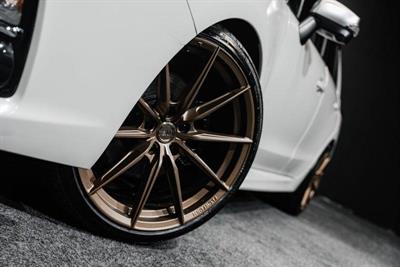 2015 Subaru Levorg - Thumbnail