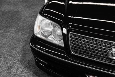 2001 Toyota Crown - Thumbnail