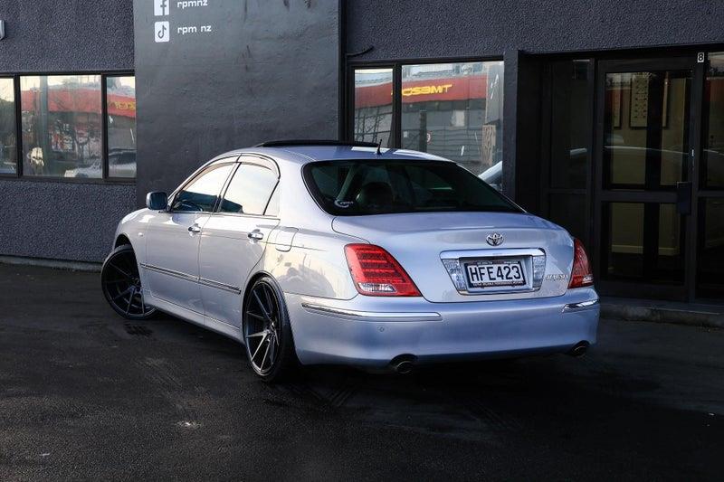 2004 Toyota Crown