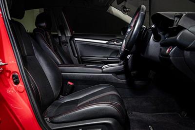 2019 Honda Civic - Thumbnail