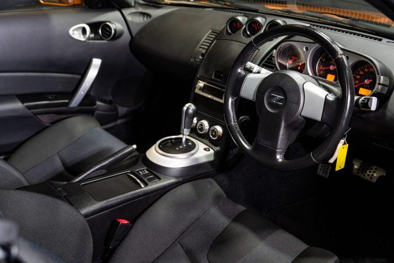 2005 Nissan Fairlady