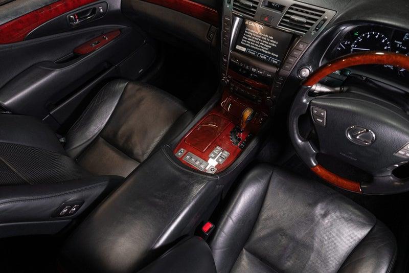 2007 Lexus LS 460