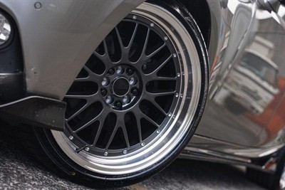 2013 Lexus IS 300h - Thumbnail