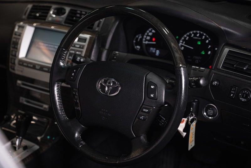2004 Toyota Crown