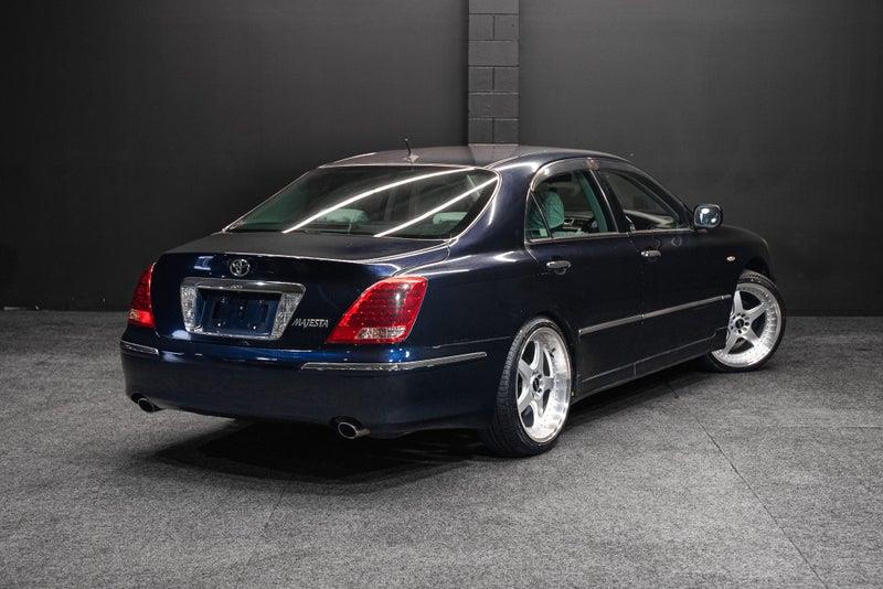 2004 Toyota Crown