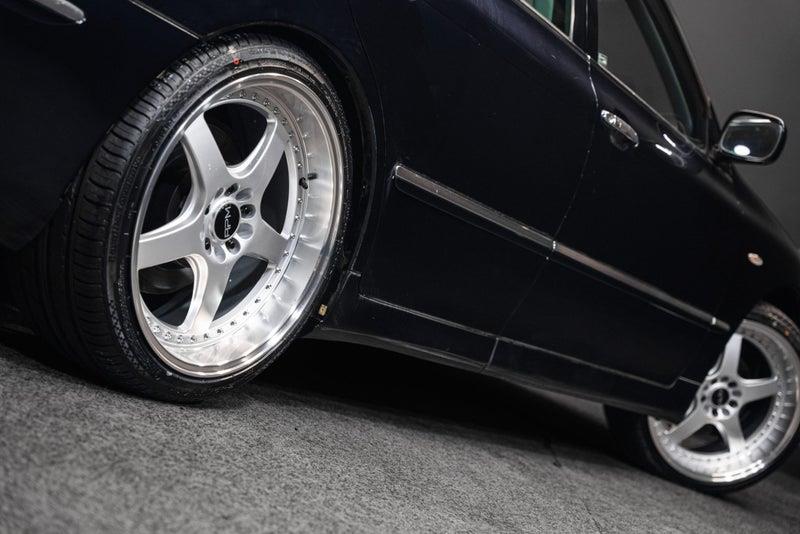 2004 Toyota Crown