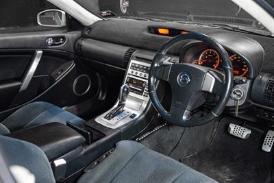 2004 Nissan Skyline - Thumbnail