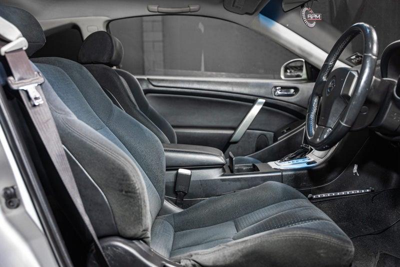 2004 Nissan Skyline