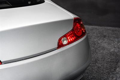 2004 Nissan Skyline - Thumbnail