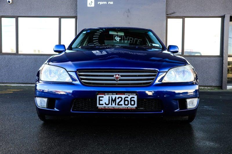 2000 Toyota Altezza