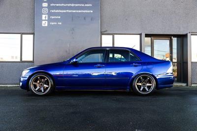 2000 Toyota Altezza - Thumbnail