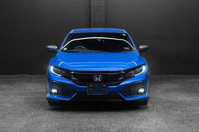 2017 Honda Civic - Thumbnail