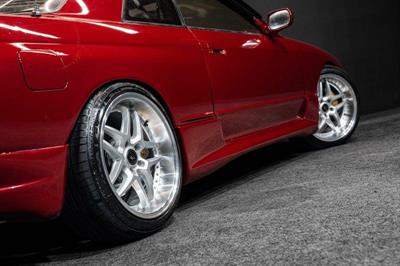 1990 Nissan Skyline - Thumbnail