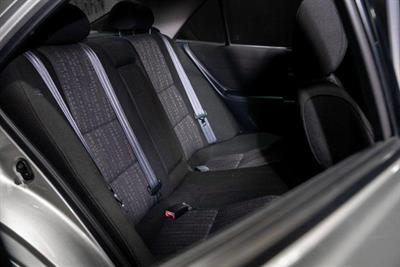 2000 Toyota Altezza - Thumbnail