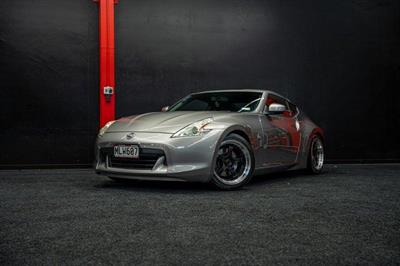2010 Nissan Fairlady - Thumbnail
