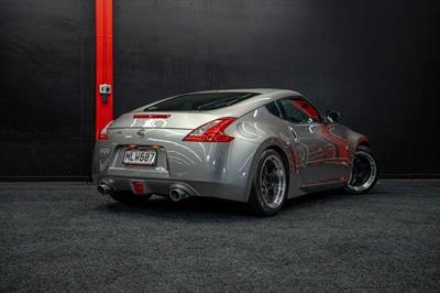 2010 Nissan Fairlady - Thumbnail