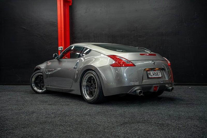 2010 Nissan Fairlady