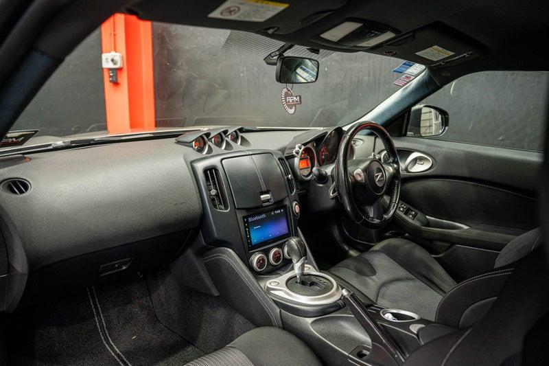 2010 Nissan Fairlady