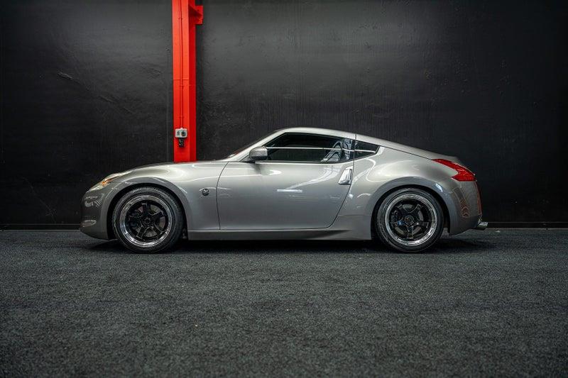 2010 Nissan Fairlady