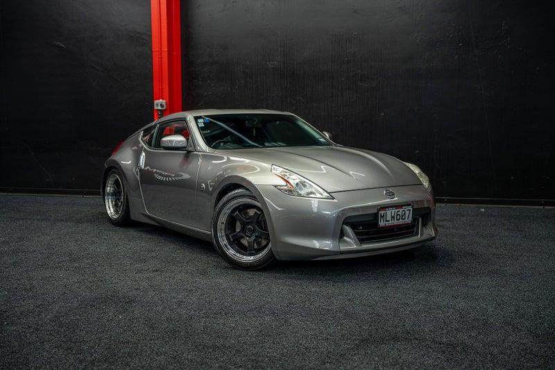 2010 Nissan Fairlady