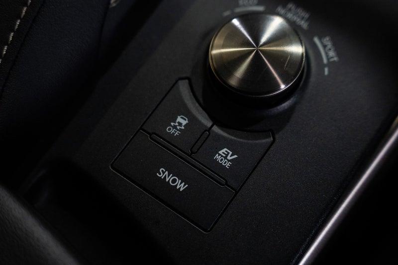 2017 Lexus IS 300h